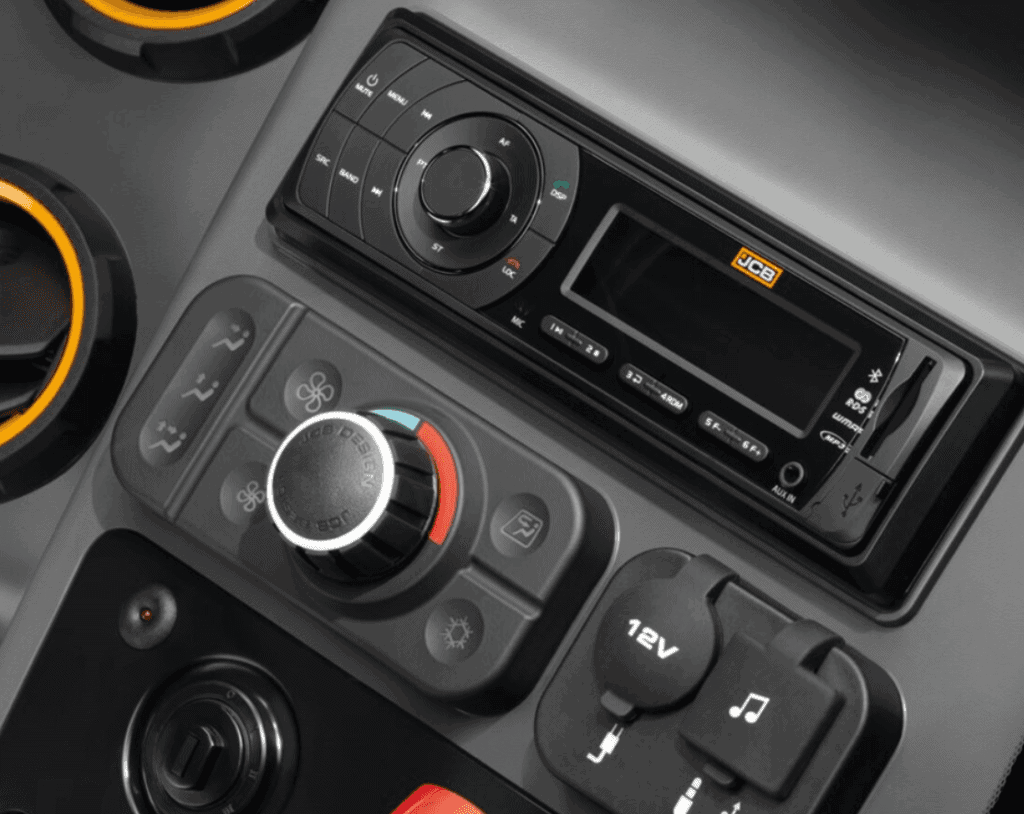 A new range of agricultural JCB Loadall telescopic handlers has been launched featuring increased lift performance, improved safety and driver comfort, and the all-new next generation Command Plus cab designed primarily with agricultural operators and owner-drivers in mind.